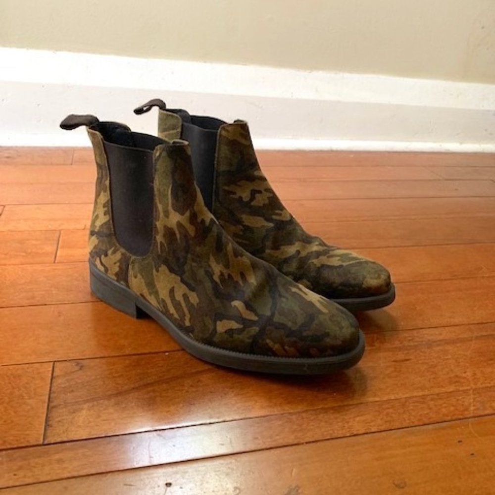Anthropologie Camo Jacinta Chelsea Boots